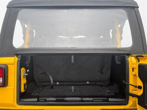 Certified 2020 Jeep Wrangler Sport image 18