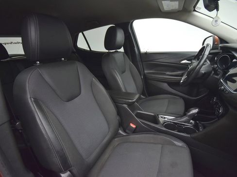 Used 2020 Buick Encore GX Select FWD image 16