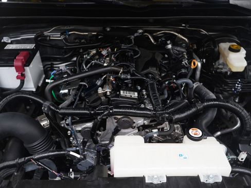 Used 2024 Toyota Tacoma Limited image 32