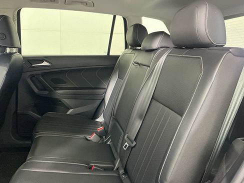 Used 2022 Volkswagen Tiguan SE image 25