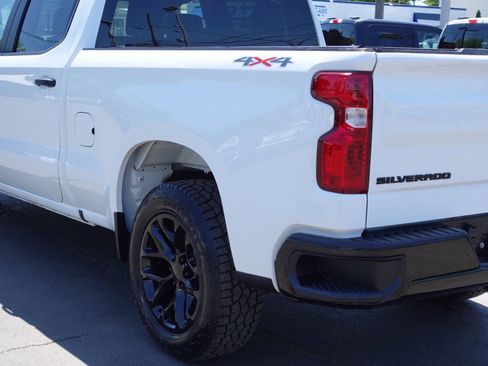 Used 2024 Chevrolet Silverado 1500 W/T w/ WT Value Package AWD/4WD image 11