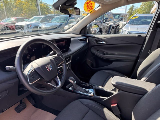 Used 2024 Buick Encore GX Preferred FWD image 10
