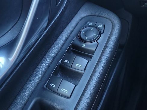 Used 2020 GMC Terrain SLE FWD image 21