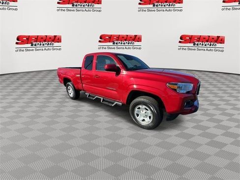 Certified 2023 Toyota Tacoma SR5 image 3