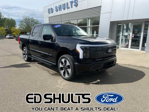 Used 2025 Ford F150 Lightning Platinum AWD/4WD image 1