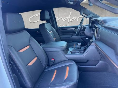 Certified 2025 GMC Sierra 1500 AT4 w/ AT4 Preferred Package image 24