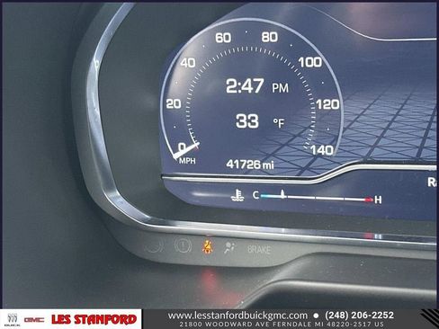 Used 2024 GMC Yukon XL SLT w/ SLT Premium Package image 24