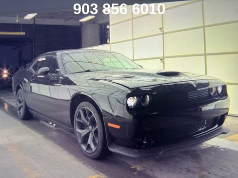 Used 2021 Dodge Challenger SXT w/ Plus Package image 5