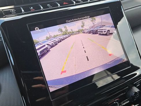 New 2025 Jeep Grand Cherokee L Laredo image 14