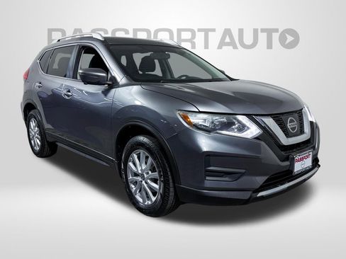Used 2017 Nissan Rogue SV w/ SV Premium Package AWD/4WD image 3