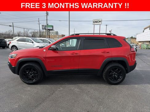 Used 2019 Jeep Cherokee Trailhawk AWD/4WD image 28