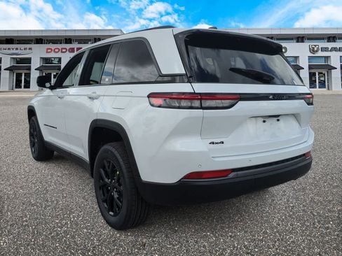 New 2026 Jeep Grand Cherokee Altitude AWD/4WD image 6
