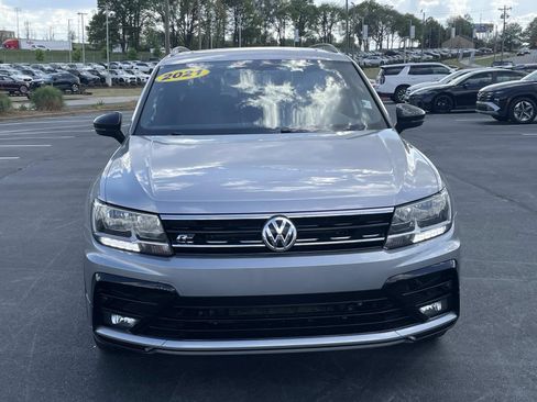 Used 2021 Volkswagen Tiguan SE R-Line w/ 3rd Row Seat Package image 2