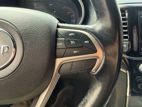 Used 2020 Jeep Grand Cherokee Limited w/ Premium Lighting Group image 25