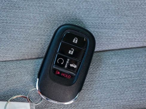 Certified 2025 Honda Accord LX image 20