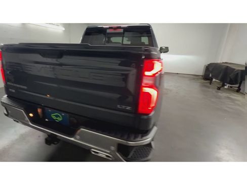 Certified 2025 Chevrolet Silverado 1500 LTZ w/ LTZ Premium Texas Edition AWD/4WD image 8