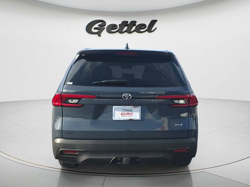 Used 2024 Toyota Grand Highlander FWD image 6
