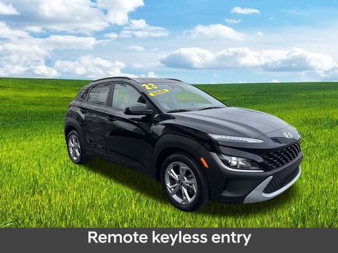 Used 2023 Hyundai Kona SEL image 3