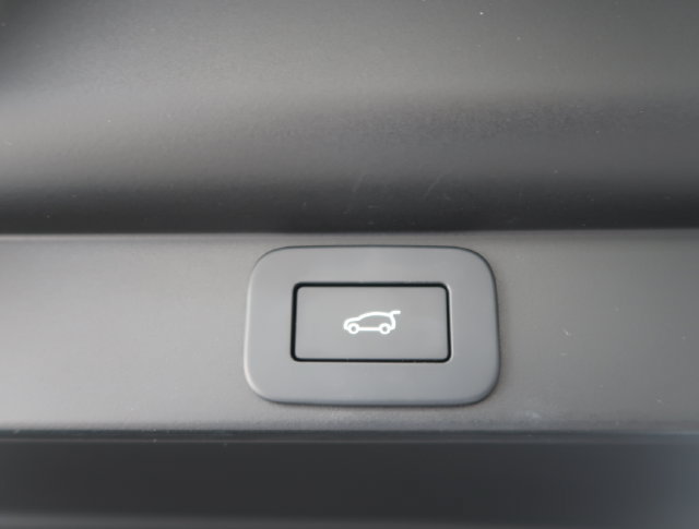 Used 2025 Land Rover Range Rover SE AWD/4WD image 37