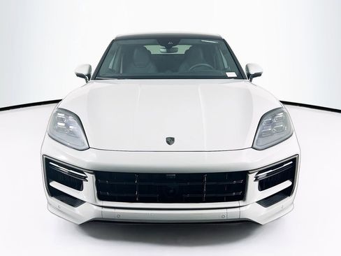 New 2026 Porsche Cayenne Turbo AWD/4WD image 6
