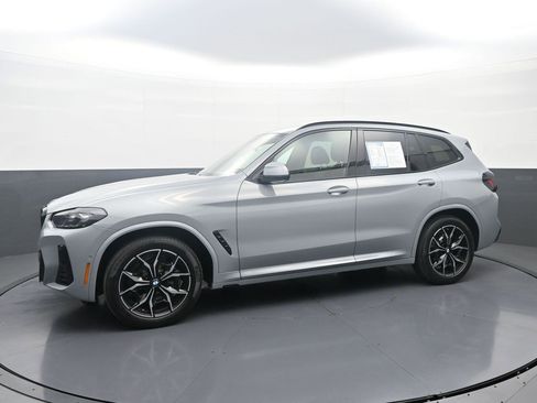 Used 2024 BMW X3 xDrive30i w/ M Sport Package image 4