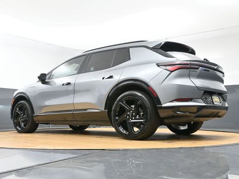 Used 2024 Chevrolet Equinox EV RS image 53