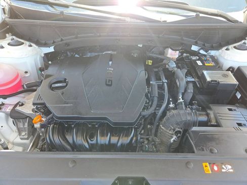 Used 2025 Hyundai Santa Cruz SEL AWD/4WD image 23