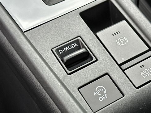 New 2026 Nissan Sentra SR w/ SR Premium Package image 33