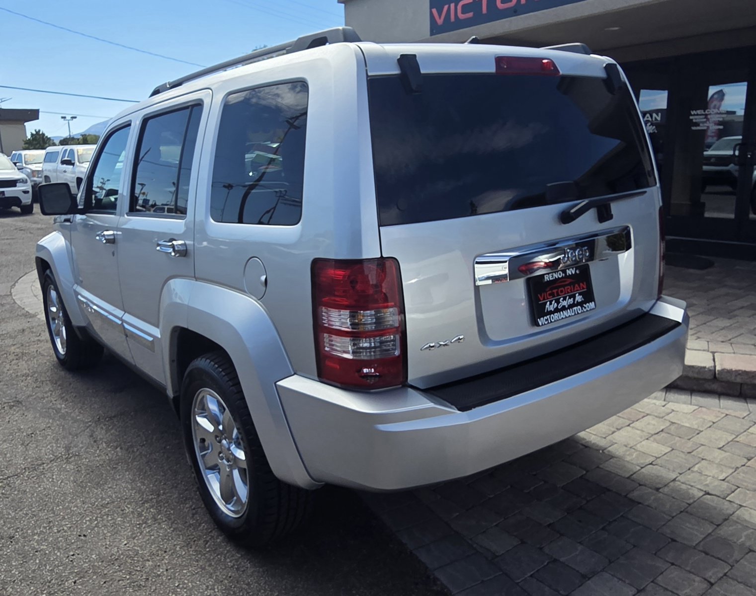 Used 2012 Jeep Liberty Sport AWD/4WD image 7