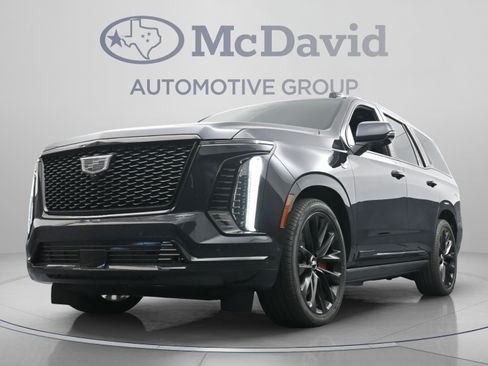 Used 2026 Cadillac Escalade Platinum Sport w/ LPO, ONYX Package AWD/4WD image 26