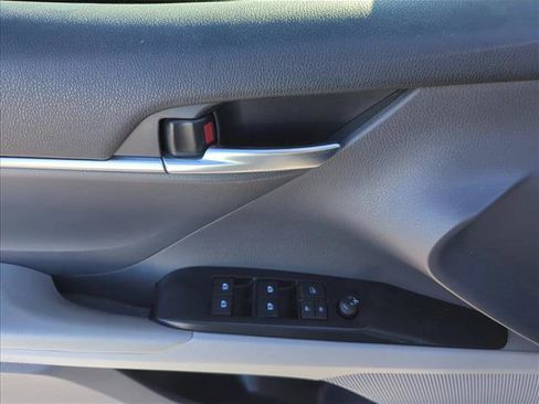 Certified 2019 Toyota Camry LE FWD image 9