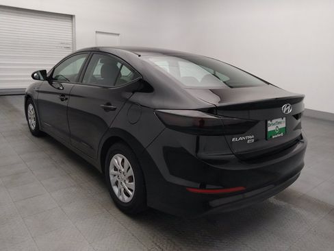 Used 2018 Hyundai Elantra SE FWD image 5
