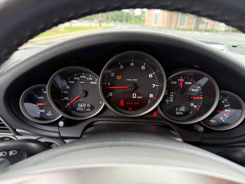 Used 2009 Porsche 911 Carrera 4 AWD/4WD image 31