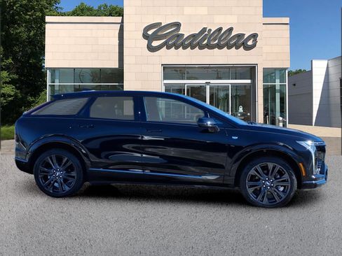 New 2026 Cadillac Optiq Sport 2 image 6