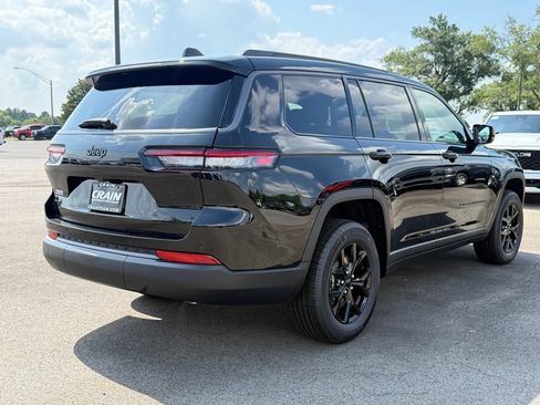 Used 2026 Jeep Grand Cherokee L 4WD image 8