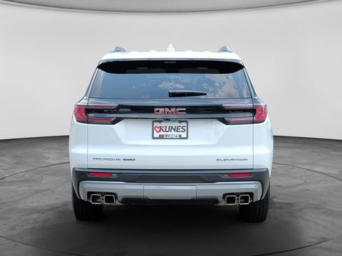 Used 2026 GMC Acadia Elevation w/ LPO, Floor Liner Package AWD/4WD image 6