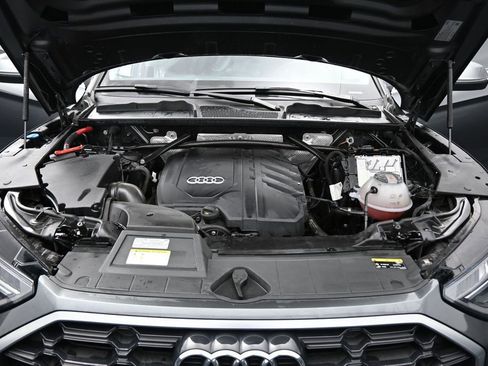 Used 2022 Audi Q5 2.0T Premium w/ Convenience Package AWD/4WD image 30