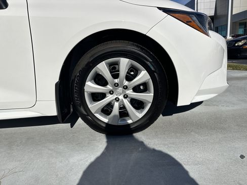 Certified 2025 Toyota Corolla LE image 13
