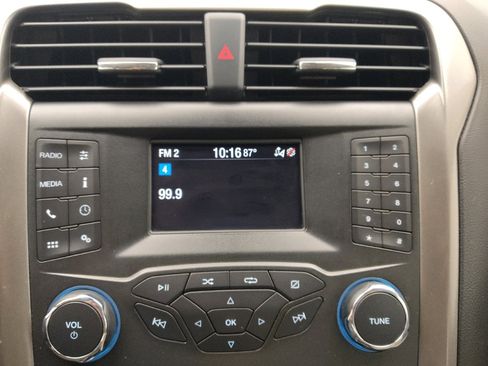 Used 2020 Ford Fusion S FWD image 25