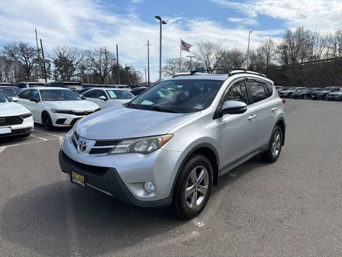 Used 2015 Toyota RAV4 XLE image 1