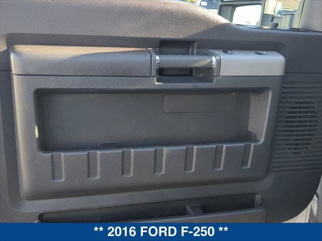 Used 2016 Ford F250 Lariat w/ Lariat Interior Package AWD/4WD image 10