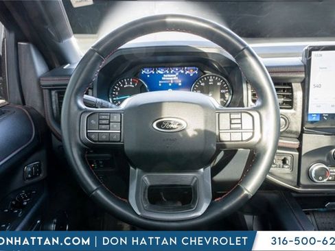 Used 2023 Ford Expedition Limited image 6