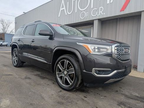 Used 2018 GMC Acadia Denali image 2