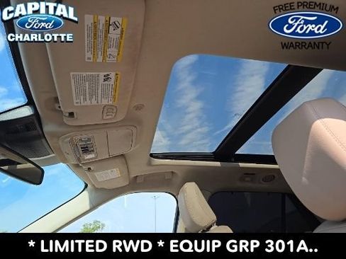 Used 2021 Ford Explorer Limited w/ Equipment Group 301A RWD image 17