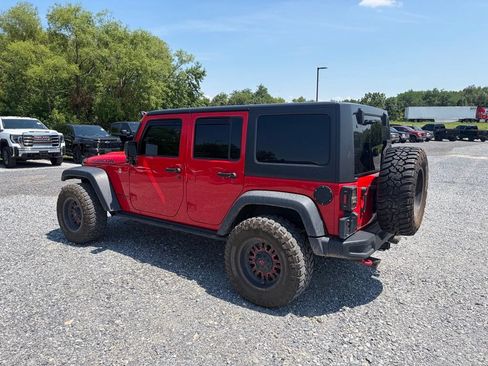 Used 2016 Jeep Wrangler Unlimited Rubicon w/ Dual Top Group AWD/4WD image 8