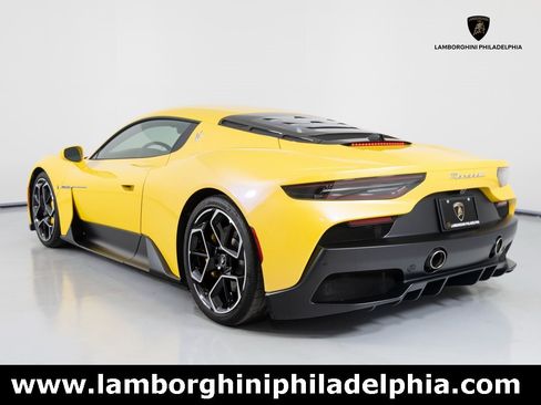 Used 2023 Maserati MC20 Coupe image 7