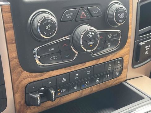 Used 2016 RAM 1500 Laramie Longhorn w/ Convenience Group AWD/4WD image 31