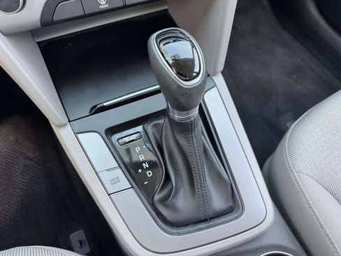 Used 2018 Hyundai Elantra SEL image 29
