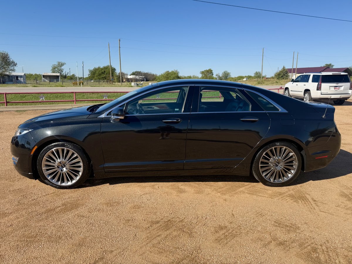 Used 2014 Lincoln MKZ AWD w/ Equipment Group 103A image 9