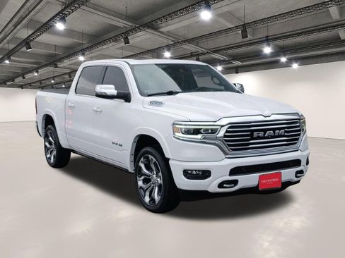 Used 2023 RAM 1500 Limited AWD/4WD image 2